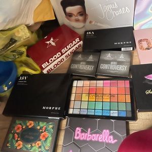 All brand new eyeshadow palettes